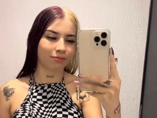 WebCAM of AmazingRoom69