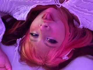 WebCAM of AngelicMoonnn