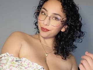 WebCAM of Curly_Sarah