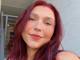 WebCAM of KennaCouture