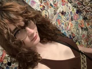 Lesbian_Vixans WebCAM 