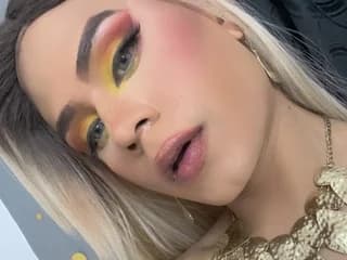 WebCAM von Saskyadeluxxeoficial